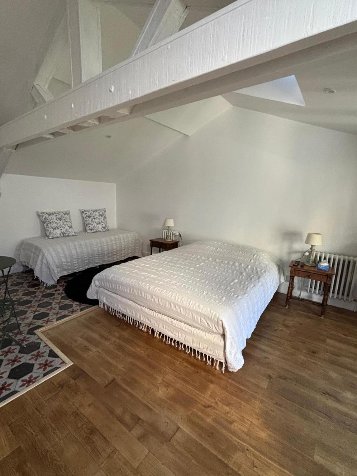 Maison Auctoire Sarras Bagian luar foto